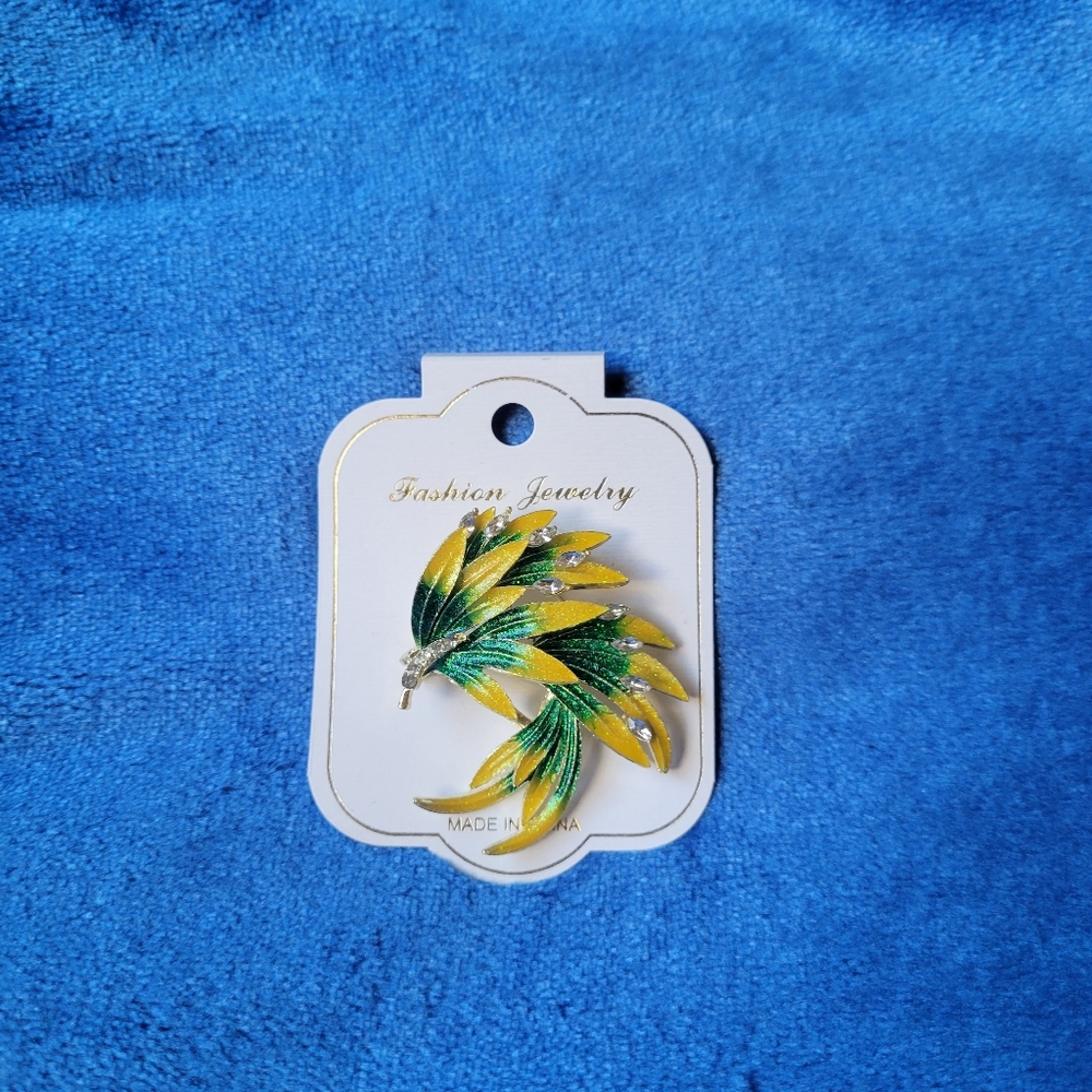 New feathers brooch